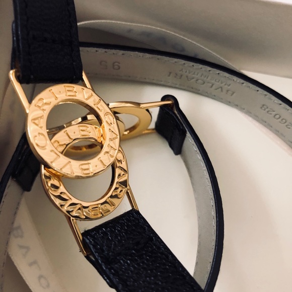 Brand New BVLGARI Leather Belt with GoldTone Logos - Picture 2 of 5